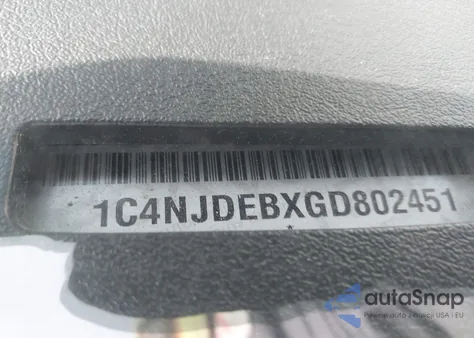 2016 Jeep Compass High Altitude Edition z USA, uszkodzony, nr VIN 1C4NJDEBXGD802451